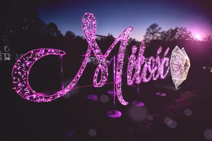 Zakochaj się w magicznej atmosferze: Walentynki w Parku Miliona Świateł w Łodzi
